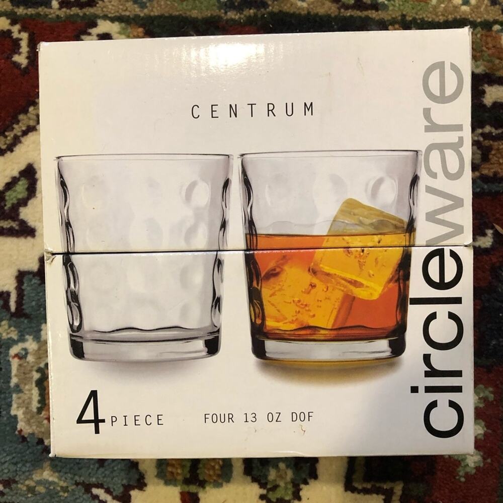 Circleware Centrum BNIB Set of 4‎ Clear Glass Tumblers